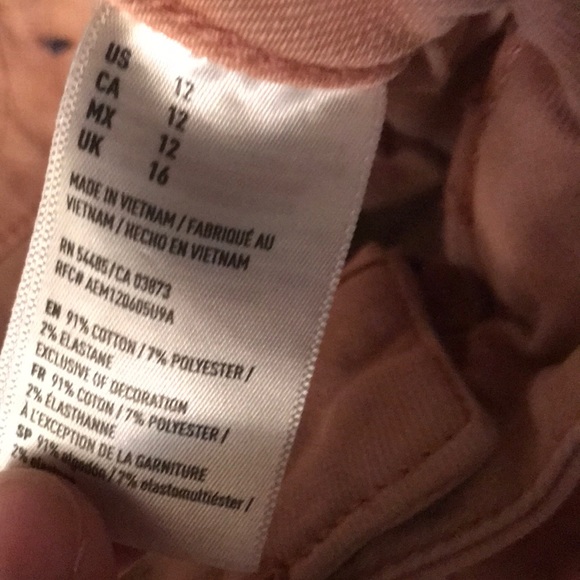 super stretch high rise jean shorts - Picture 4 of 4